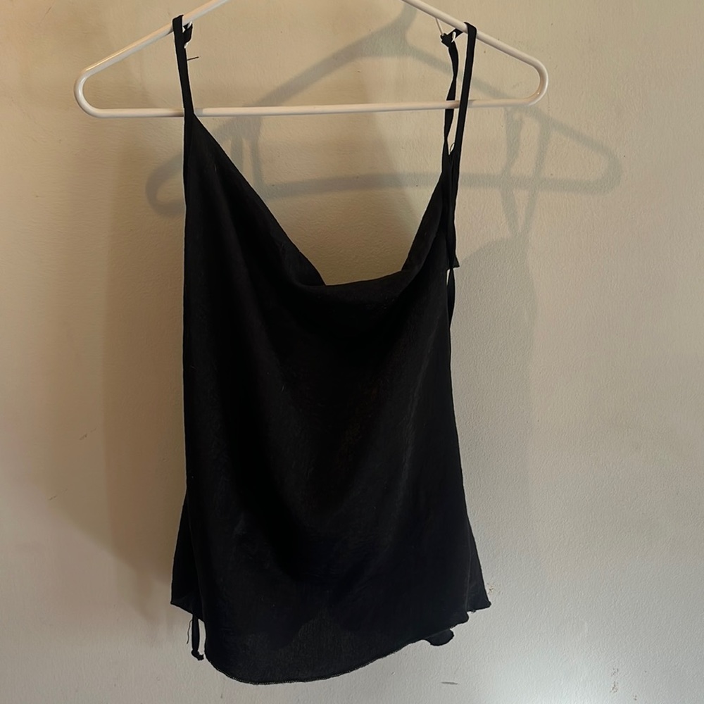 Backless Black Top